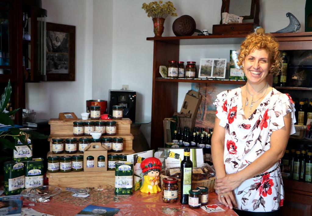 Agriturismo Nonni Devia Lucinasco エクステリア 写真